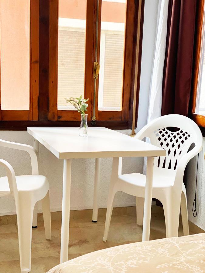 Valencia Cerca Al Puerto Shared Apartment Eksteriør bilde